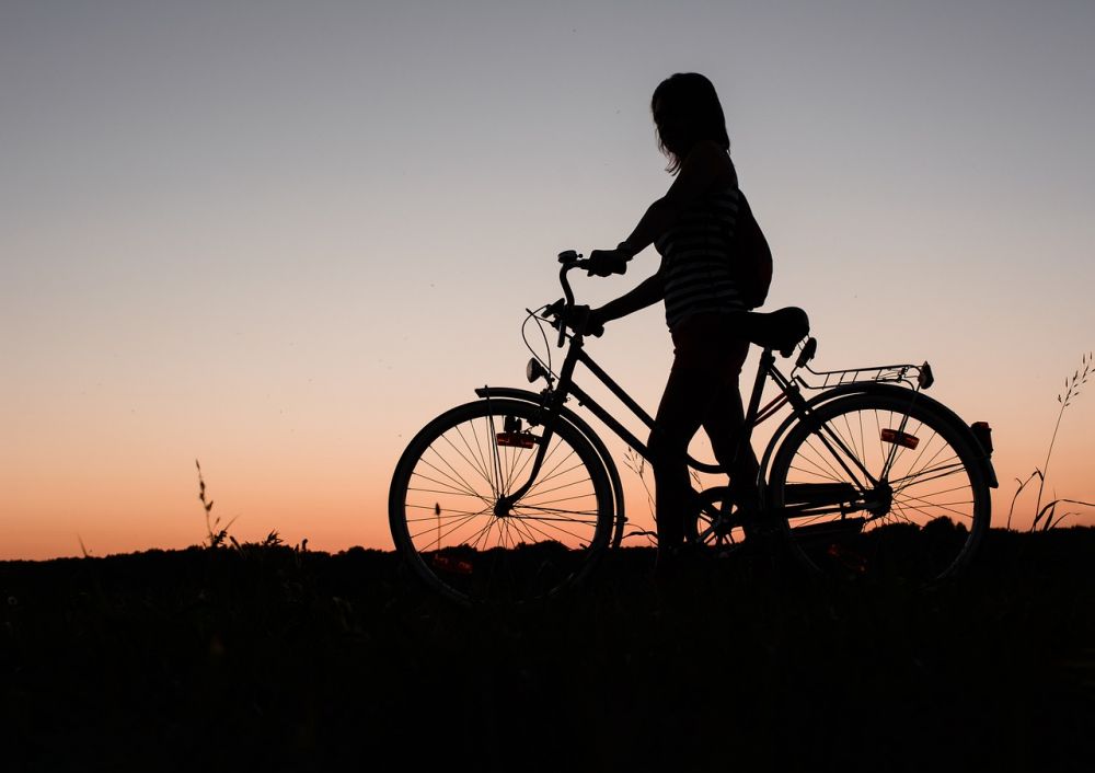 Rygsæk Cykling: Udforskning af den Ultimative Udendørs Oplevelse